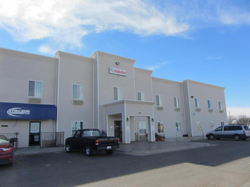 Reddy Hotel Plainview Bagian luar foto